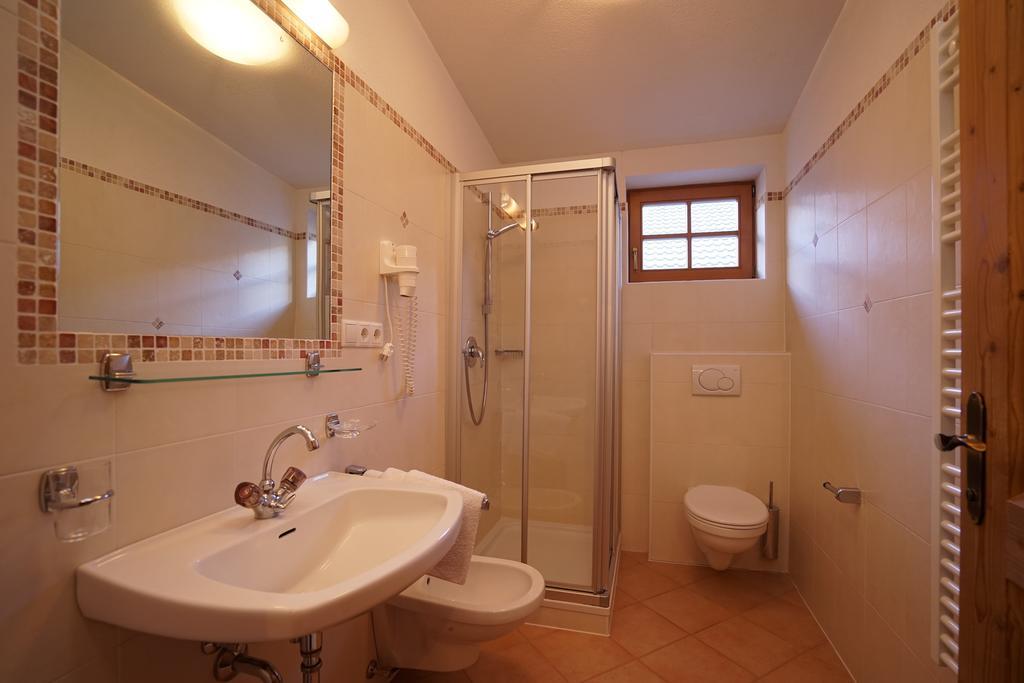 Unterhabererhof Apartment Santa Maddalena in Casies Room photo
